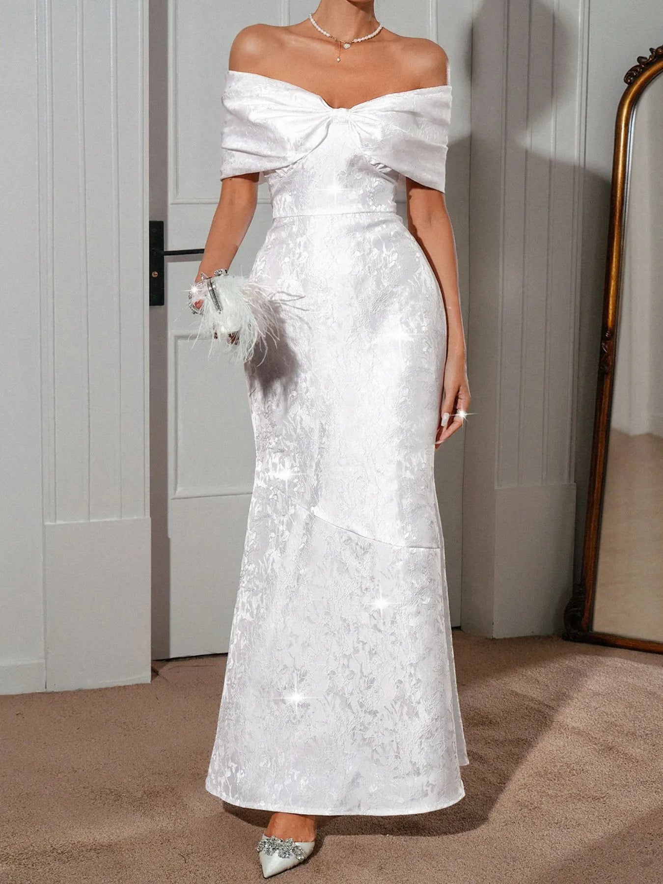 Bow Off-Shoulder Maxi Dress - Image 4